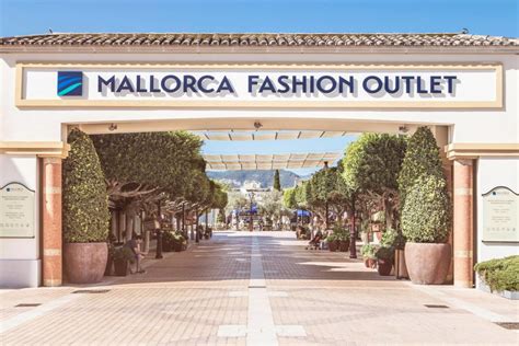 mallorca outlet stores.